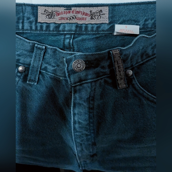 Vintage Levi's 900 Series - Picture 2 of 3
